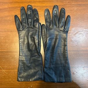 vintage gloves driving black lambskin leather great condition classic driving
